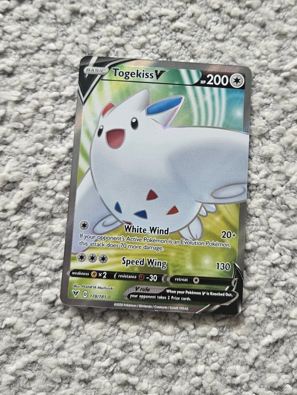 POKEMON TCG Card Togekiss V Vivid Voltage Ultra Rare 178/185